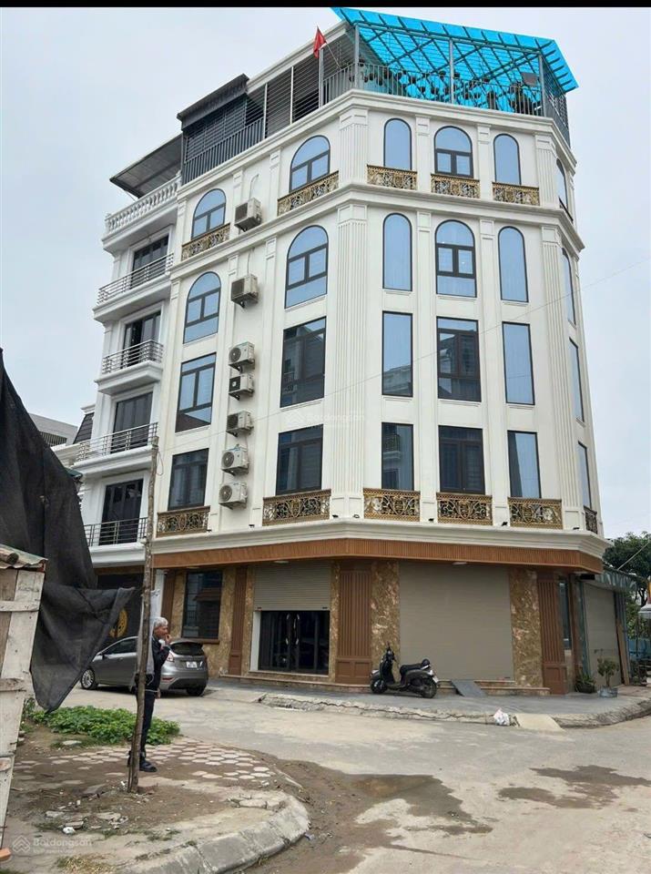 Lô góc 6 tầng thang máy hơn 17 tỷ!
lô góc 2 mặt thoáng, mặt tiền rộng, nội thất đẹp, thang máy hi