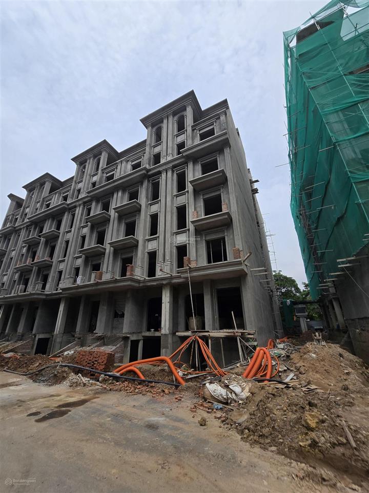 Building đẳng cấp lô góc 3 mặt thoáng giữ giá trị bền vững 170m2 8 tầng + hầm lô góc 3 mặt