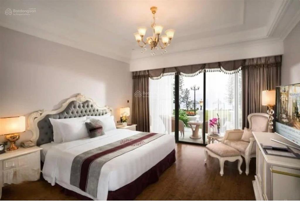 Tòa khách sạn & căn hộ cao cấp mới hoàn thiện %, tổng diện tích 588m2, thiết kế 13 tầng 3 than
