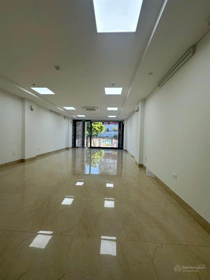 Tìm nhà mặt phố có dòng tiền? tham khảo căn mỹ đình này!
diện tích 100m, quy mô 9 tầng có hầm.