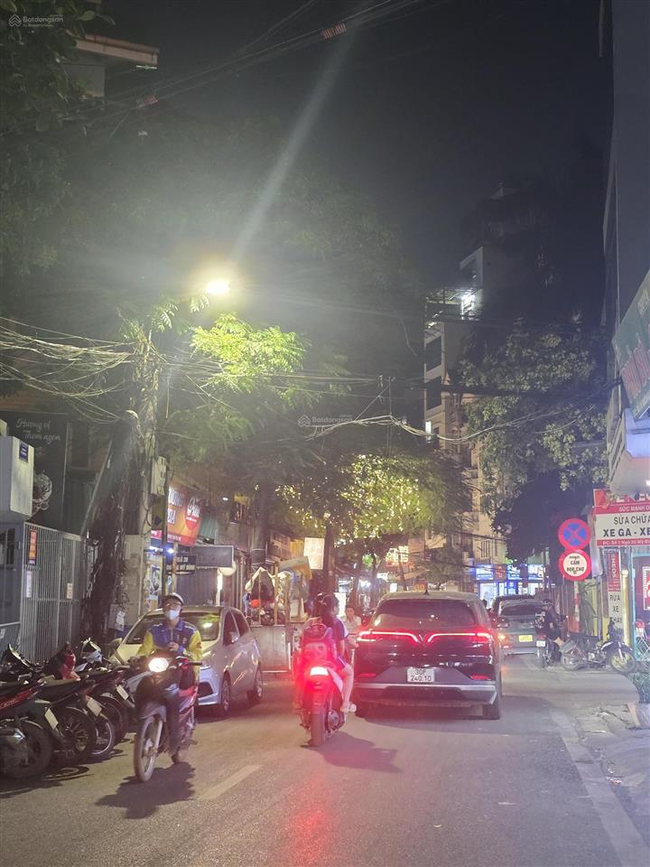 Anh chị cần tìm nhà mặt phố, thích tầm nhìn thoáng? tham khảo căn này! căn mặt phố mỹ đình có view