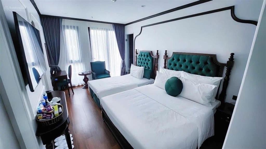 Anh chị đang tìm mua cả tòa khách sạn tại tây thăng long? em nga giới thiệu khách sạn diện tích