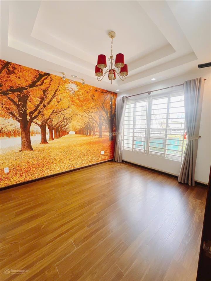 Bán nhà riêng hẻm xe hơi hoàng quốc việt, 92m2, nở hậu 9m đẹp, chỉ 8,x tỷ