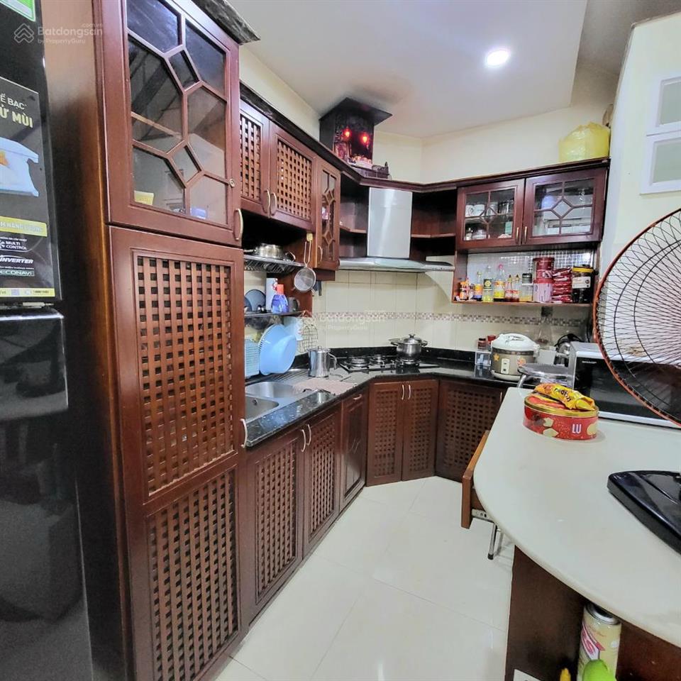 Nhà 5 tầng trần xuân soạn q7, khu an ninh  4x8m nở hậu đẹp, chỉ 5,x tỷ tl