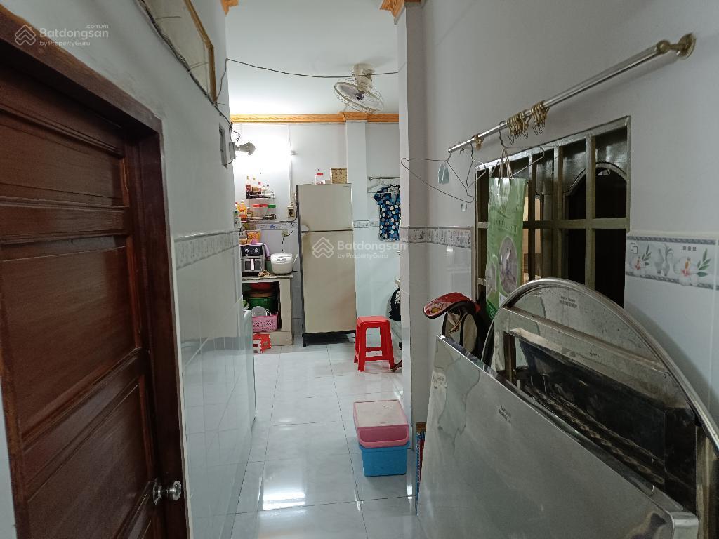 Bán nhà sổ riêng tt quận 7, ngang 6,5m  68m2, hẻm thẳng 50m ra mặt tiền, chỉ 5,x tỷ