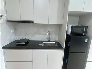 Cần cho thuê gấp ccmn  tô vĩnh diện, giảm giá còn 5.9 tr/th, phòng 1 khách 1 ngủ, full đồ ban công