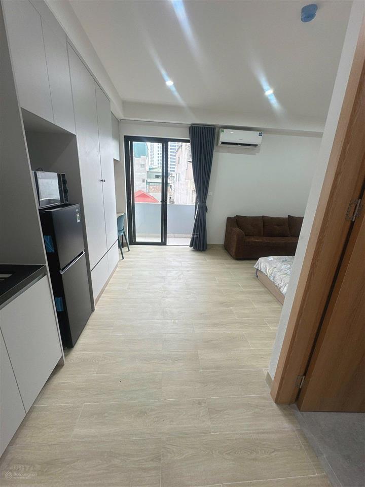 Cần cho thuê gấp ccmn  tô vĩnh diện, giảm giá còn 5.9 tr/th, phòng 1 khách 1 ngủ, full đồ ban công