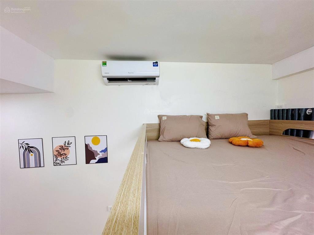 Chdv tại 112 ngọc khánh, cách vinhomes giảng võ 50m, gác xép, phù hợp 34 người ở, giá chỉ 4.9tr/th