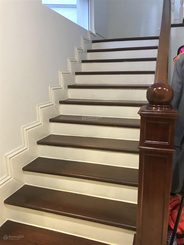 Chủ nhà gửi bán căn biệt thự liền kề 90m,vinhomes the harmony,sổ đỏ cất két.giá 35 tỷ nét