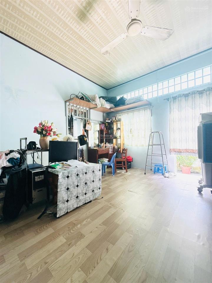 Nhà đẹp vào ở ngay hẻm ô tô thông gần đầm sen chỉ 4.15 tỷ