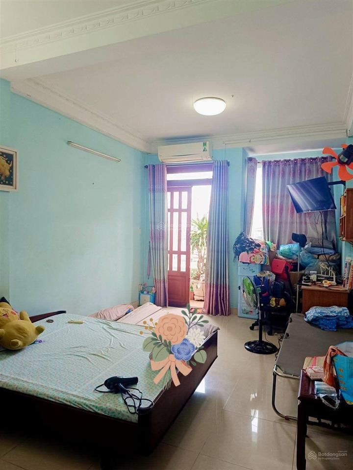 Bán nhà 3 tầng mặt tiền cách mạng, tân thành, tân phú  61m2 x 2 tầng vuông a4  chỉ 9.999t