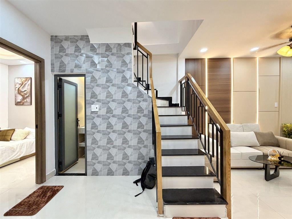 Bán nhà hoàng hoa thám, p5, bình thạnh  hẻm ô tô thông 46m2  mới đẹp full nội thất  chỉ 6.25 tl