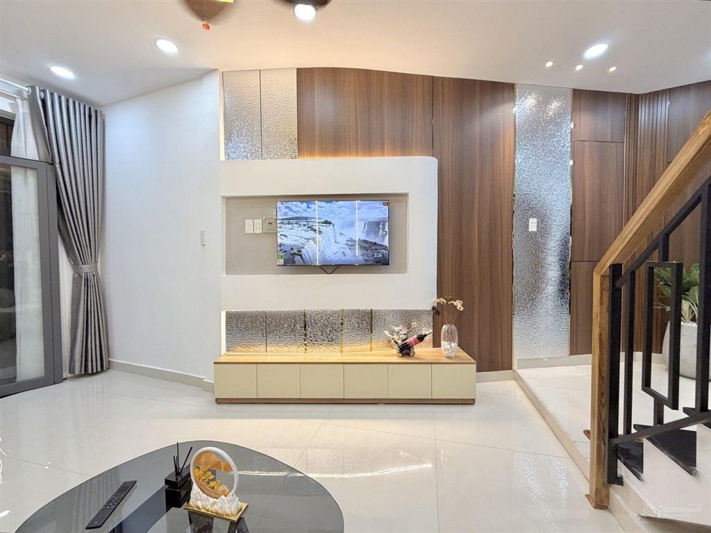 Bán nhà hoàng hoa thám, p5, bình thạnh  hẻm ô tô thông 46m2  mới đẹp full nội thất  chỉ 6.25 tl