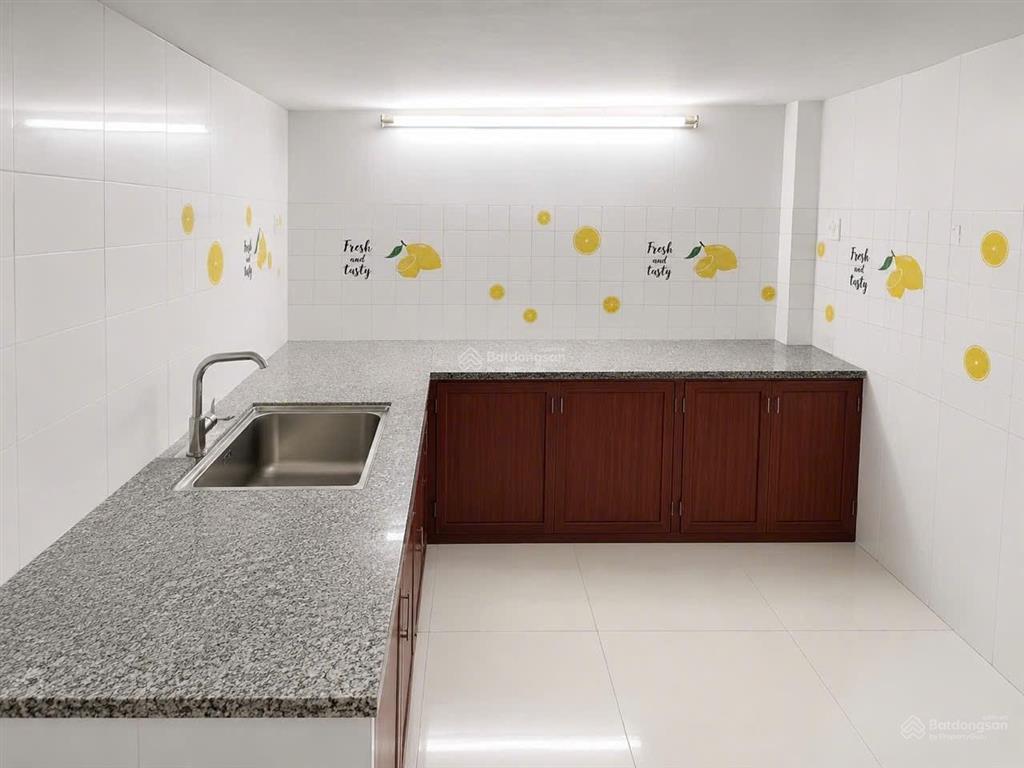 Giảm sốc 240tr  nhà 3 tầng hxh thông trần quang cơ  40m2  nở hậu tài lộc  chỉ 4.54 tỷ