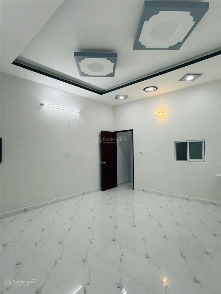Nhà đẹp kênh tân hoá hẻm dân trí không quy hoạch ở ngay đón lộc chỉ 6 tỷ