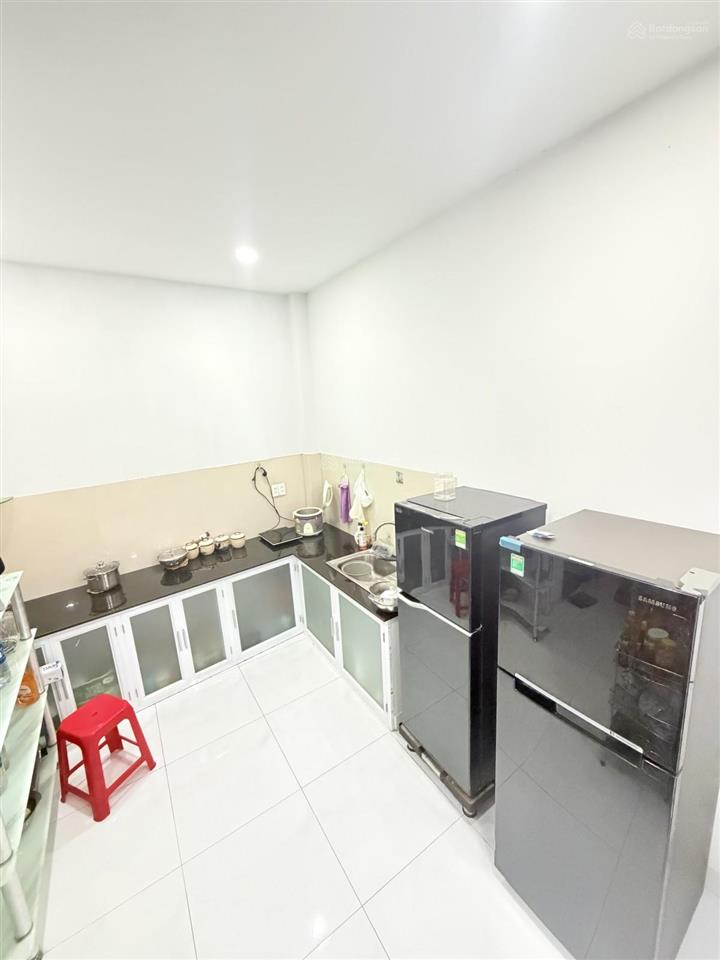 Nhà đẹp lạc long quân, tân bình, 2 tầng đúc thật, 2pn, gần quận 10, chỉ 4.599 tỷ