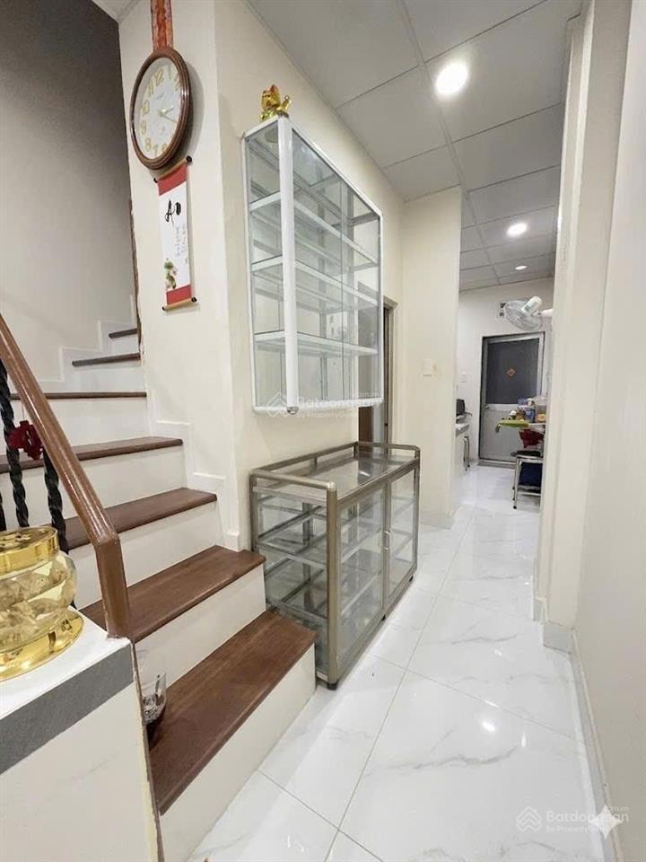 Mặt tiền kinh doanh tân bình 43m², 3pn, hoàn công đủ, giá chỉ 5.8 tỷ