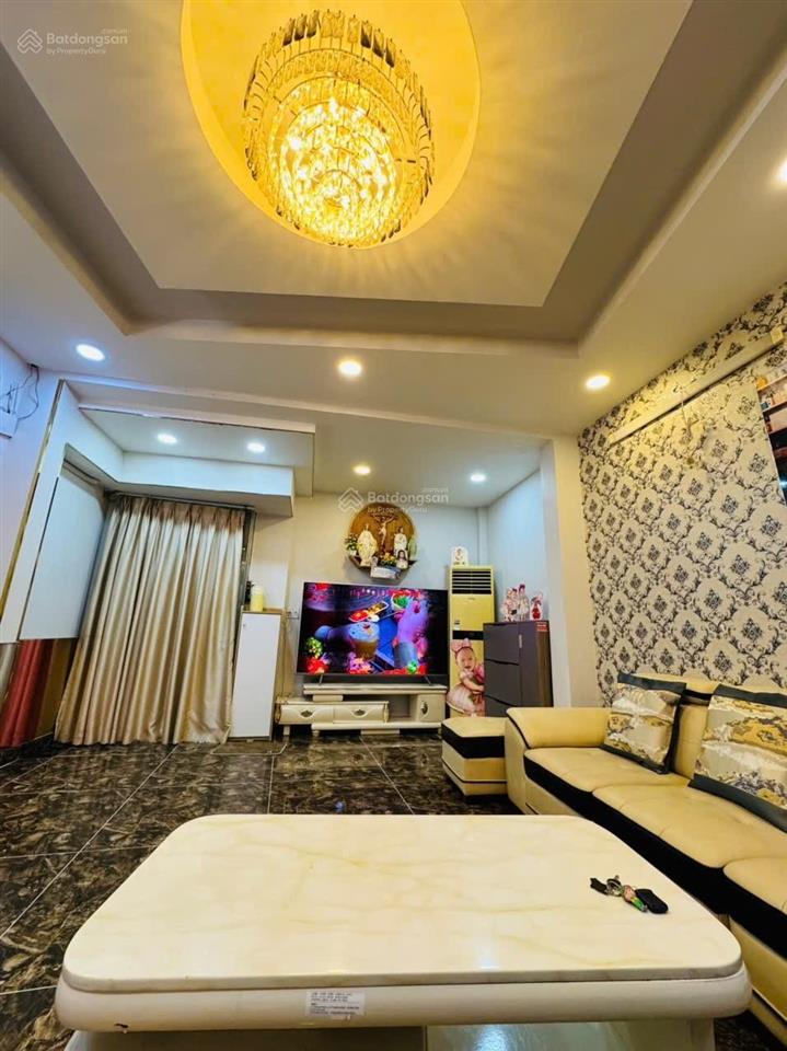 Nhà đẹp chân ái tân bình, 46m², 4pn 5wc, full nội thất cao cấp, ở ngay, giá chỉ 5,6 tỷ