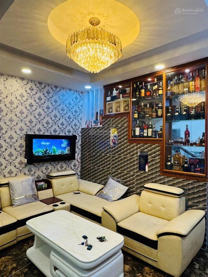 Nhà đẹp chân ái tân bình, 46m², 4pn 5wc, full nội thất cao cấp, ở ngay, giá chỉ 5,6 tỷ