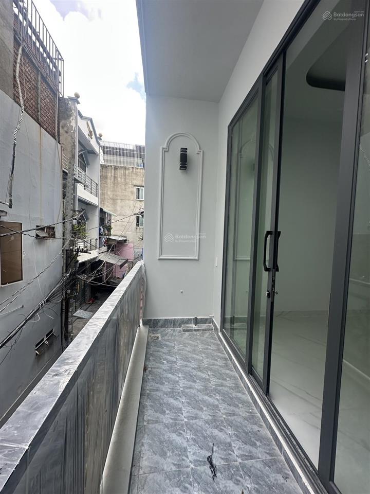 Sát mt lũy bán bích, 4.4x15m vuông đẹp, 3 tầng btct, 115m2 sd, 3pn, shr, giá chỉ 6.55 tỷ tl