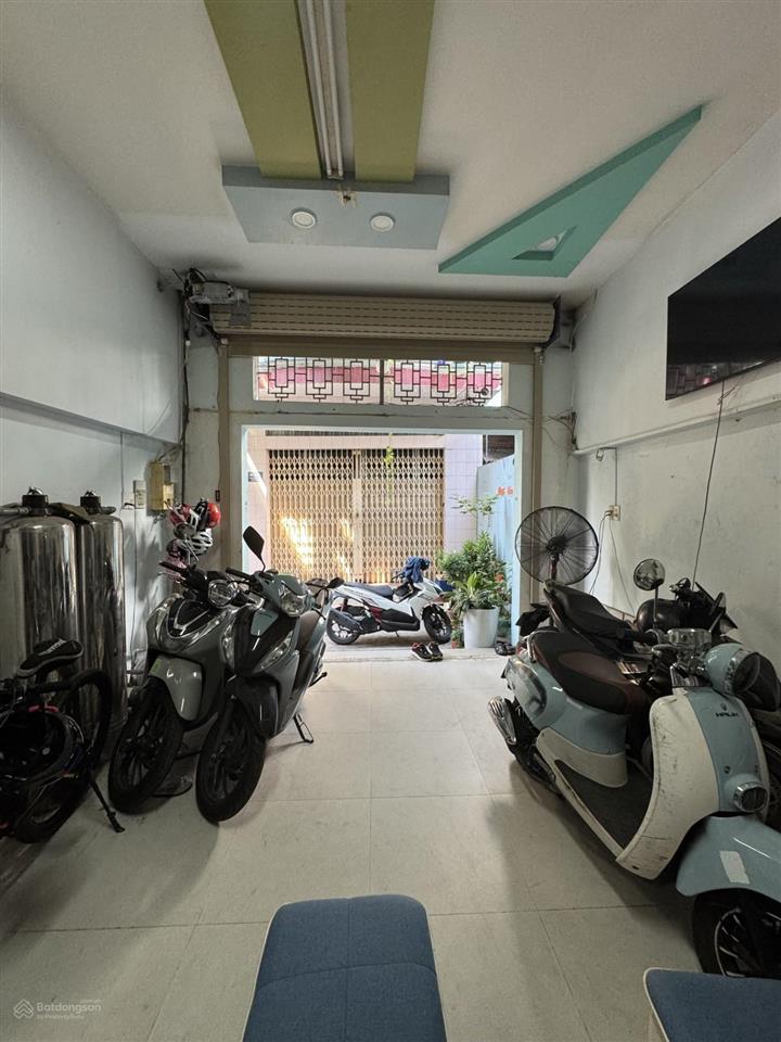 Giảm 350 triệu! nhà 3 tầng 64m² trịnh đình trọng, hẻm 4m, sổ chuẩn, chỉ 6 tỷ cực hiếm