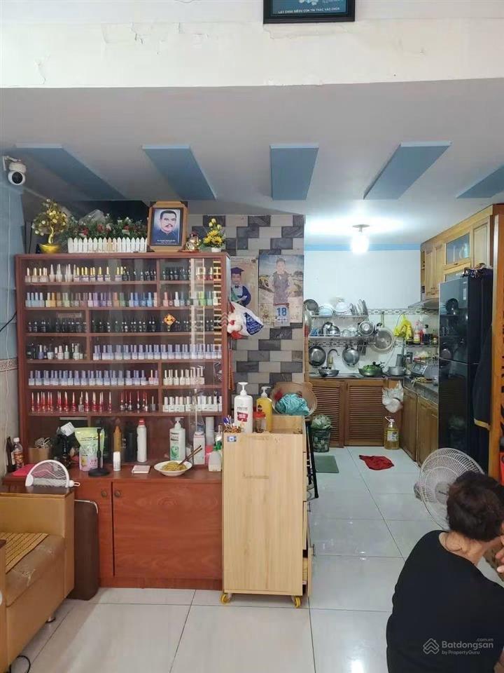 Hxh huỳnh thiện lộc, tân phú  nhà 3 tầng kiên cố, 4pn, hẻm 5m thông, sổ vuông, chỉ 4.45 tỷ