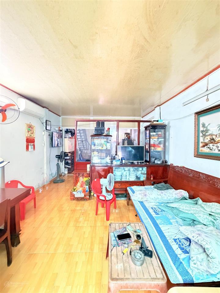 Bàu cát vip  hxh ô tô đậu cửa  56m² nở hậu hoàn công đủ  đang thuê 13tr/th  chỉ 6.6 tỷ tl