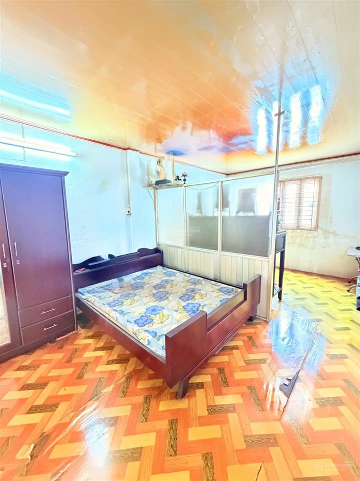 Bàu cát vip  hxh ô tô đậu cửa  56m² nở hậu hoàn công đủ  đang thuê 13tr/th  chỉ 6.6 tỷ tl