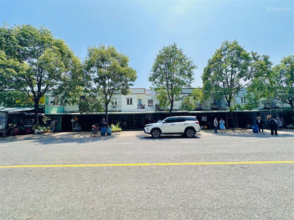 Ngay chợ bàu bàng, tphcm | mặt tiền d9 đường 25m | 150m2 (5x30) | dòng tiền 12tr/th | nhà giá tốt