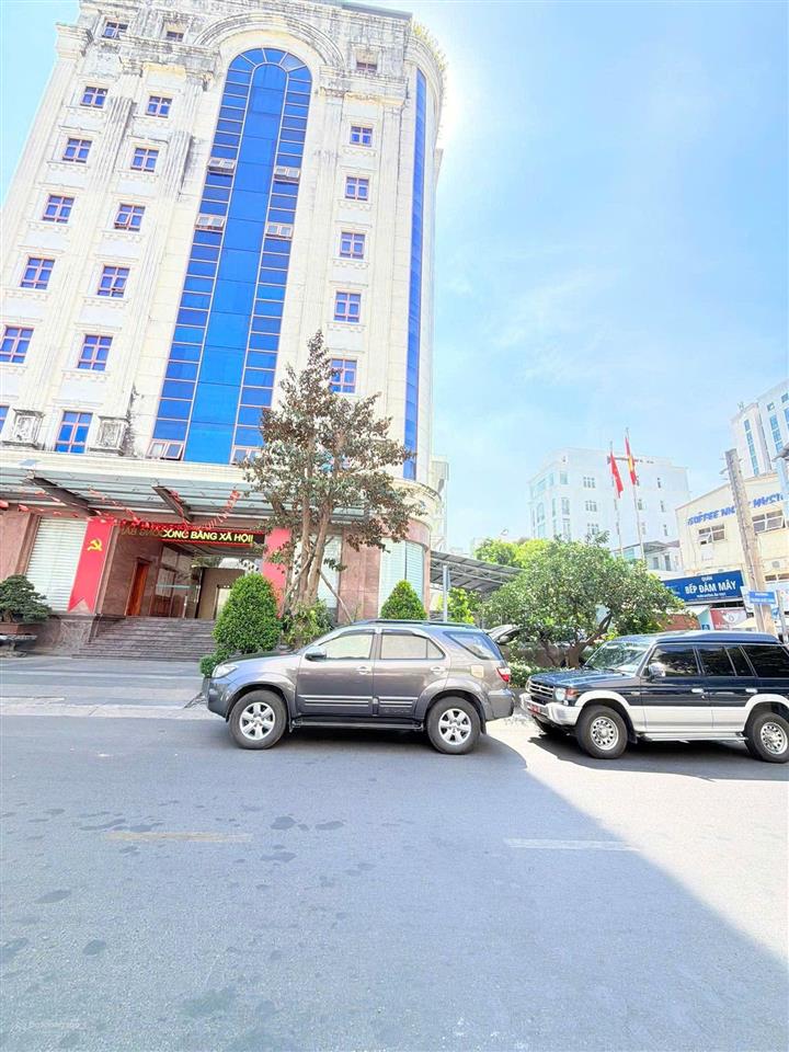 Cạnh mặt tiền nguyễn văn trỗi phú nhuận giáp quận 3 gần sân bay, 35m2 2 tầng, nở hậu hoàn công đủ