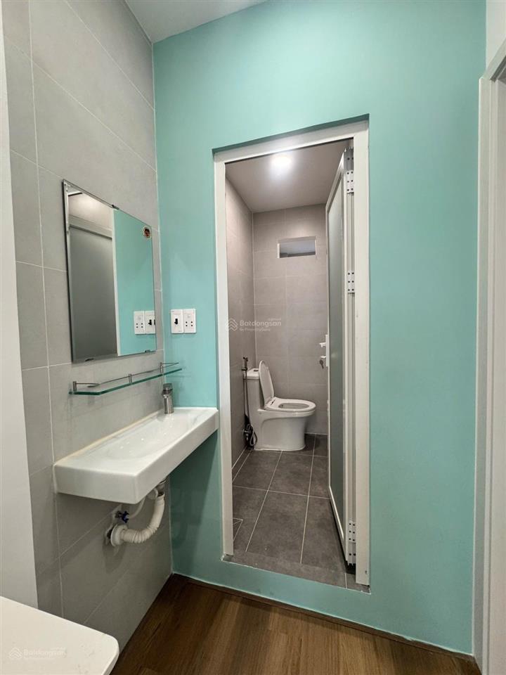 Chung cư lạc long quân lô b  2pn 2wc nhà mới đẹp  gần đầm sen  xách vali vào ở ngay