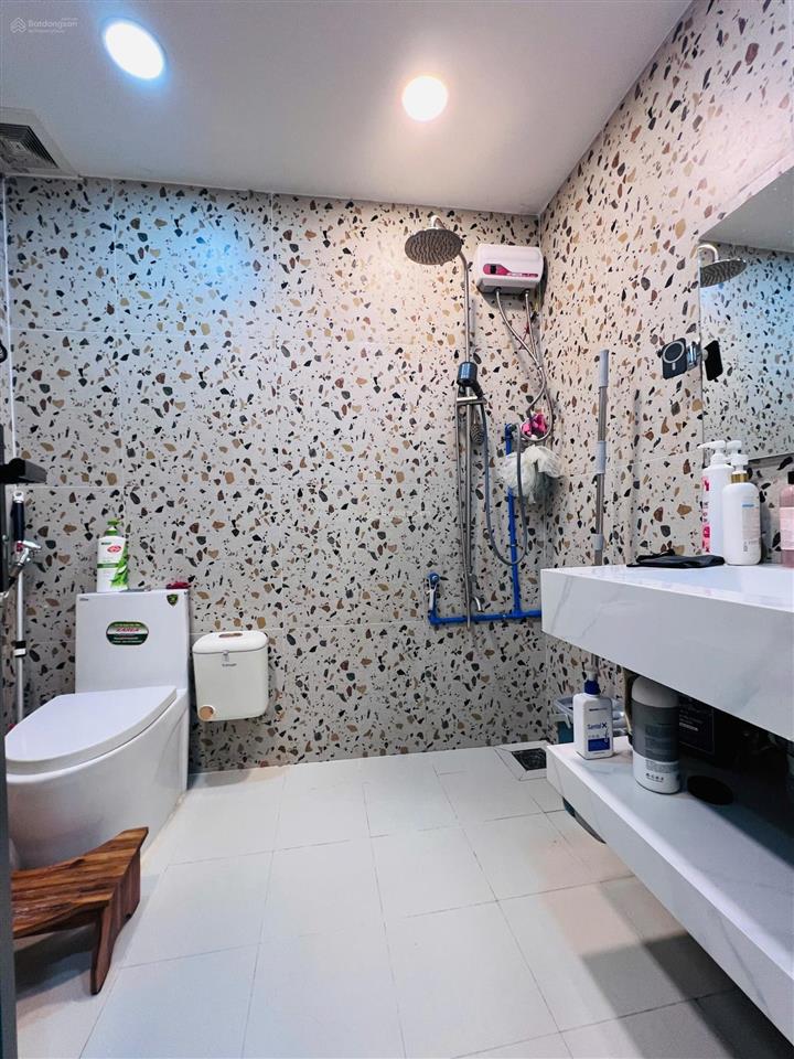 Nhà đẹp 2 tầng xô viết nghệ tĩnh  hàng xanh, ô tô đỗ cửa, 36m², hoàn công đủ, chỉ 5.99 tỷ