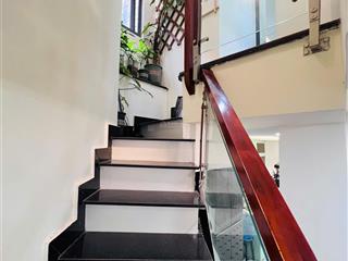 Nhà đẹp 2 tầng xô viết nghệ tĩnh  hàng xanh, ô tô đỗ cửa, 36m², hoàn công đủ, chỉ 5.99 tỷ