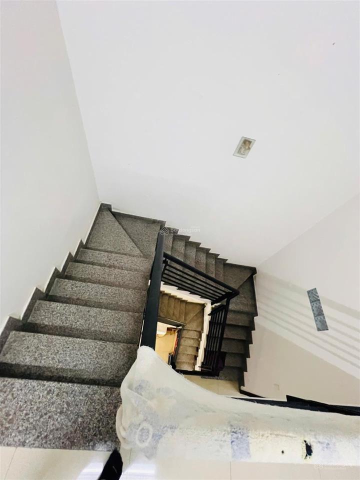 Nhà 3 tầng btct 51m2 lý thánh tông, tân phú  3pn, gần đầm sen, hẻm ba gác, chỉ 4.9 tỷ tl