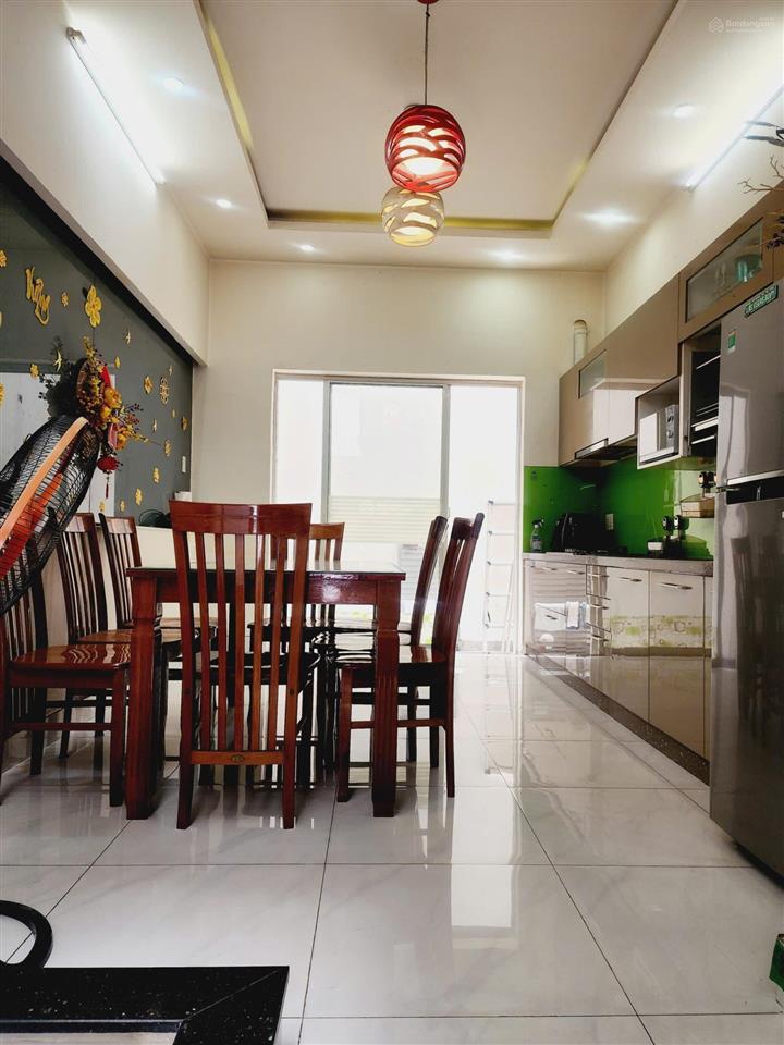Giảm 2.2 tỷ q3 hoàng sa 64m, 3 tầng hxh đỗ cửa sát mặt tiền, 3pn chỉ 7.8 tỷ tl