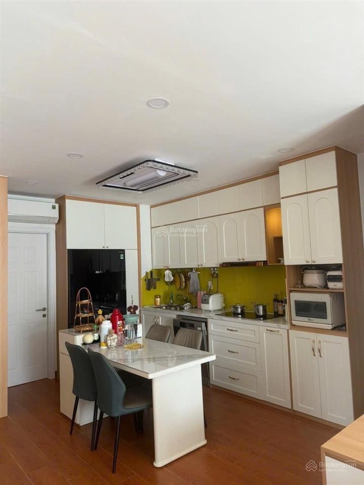 Mặt tiền vườn lài 78,3m 2pn 2wc sổ hồng riêng có thang máy giá hấp dẫn
