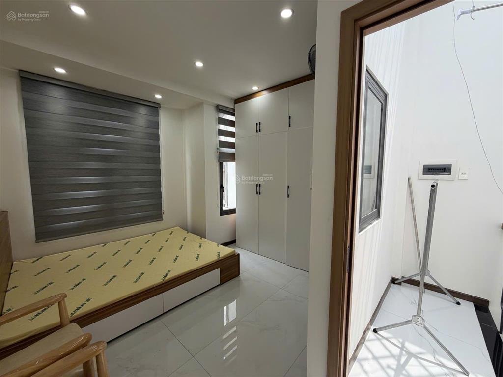 Nhà mới nguyễn tri phương, hẻm 4m, 3 tầng, 2pn 3wc dọn vào ở ngay