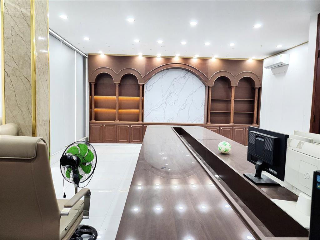 Chủ gấp bán bình tân, 76m2 mtkd ngang khủng 8m, 5 tầng 1 trêt, 3 lầu, 1 sân thượng giá 5.95 tỷ
