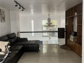 Chủ gấp bán giảm sốc còn 8,8 tỷ nhà 4 lầu hxh, cmt8quận 10 53 m2 nở hậu, vị trí đắc địa!