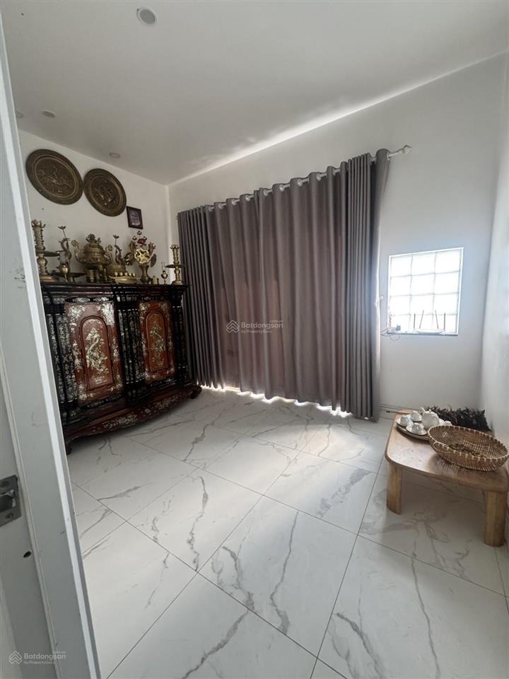 Chủ gấp bán giảm sốc còn 8,8 tỷ nhà 4 lầu hxh, cmt8quận 10 53 m2 nở hậu, vị trí đắc địa!