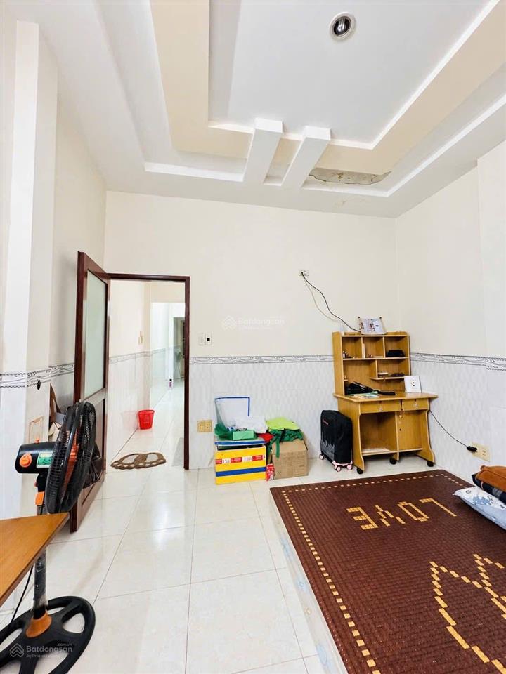 Hàng siêu hiếm  vừa lên sóng ngay chợ tân hương 7,99 tỷ  2 tầng, 3pn hxh 8m  ô tô ngủ nhà