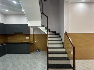 Ngay đại học công thương, 45 m2, 4 tầng, 4 pn, thuận tiện di chuyển qua aeon và sân bay.