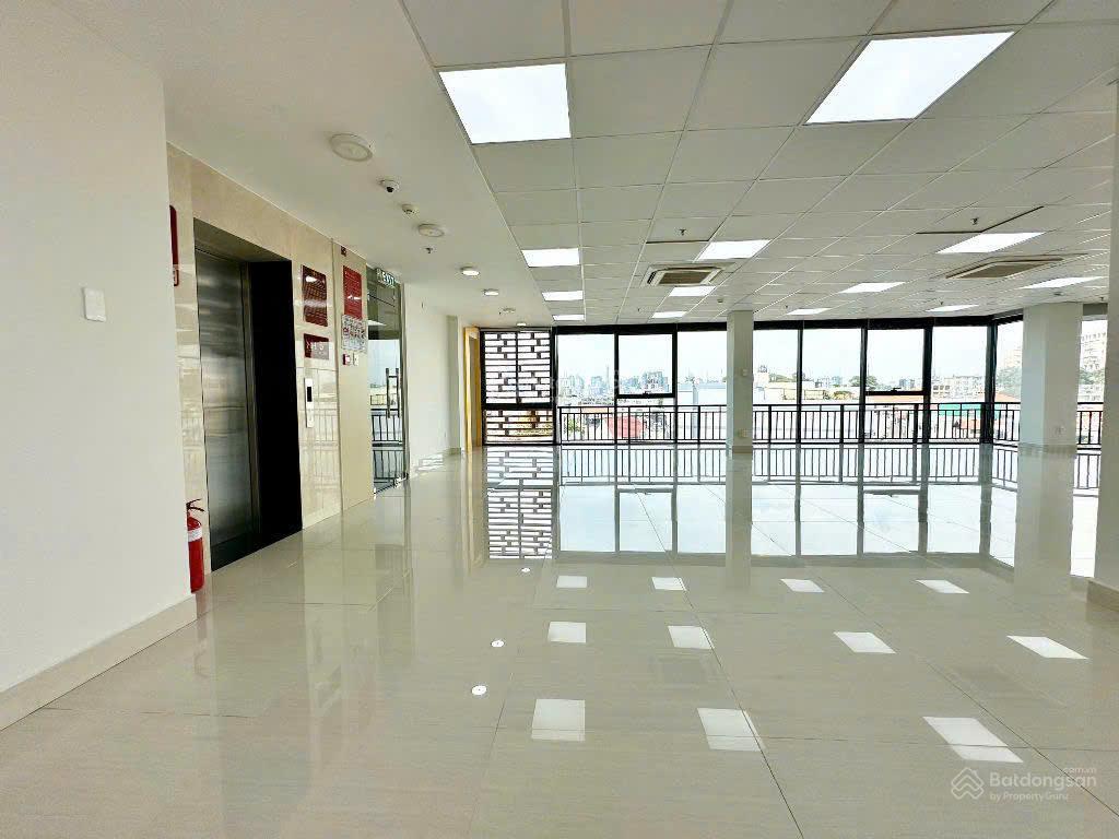 Cho thuê góc siêu đẹp nguyễn trãi + tôn thất tùng phường bến thành quận 1