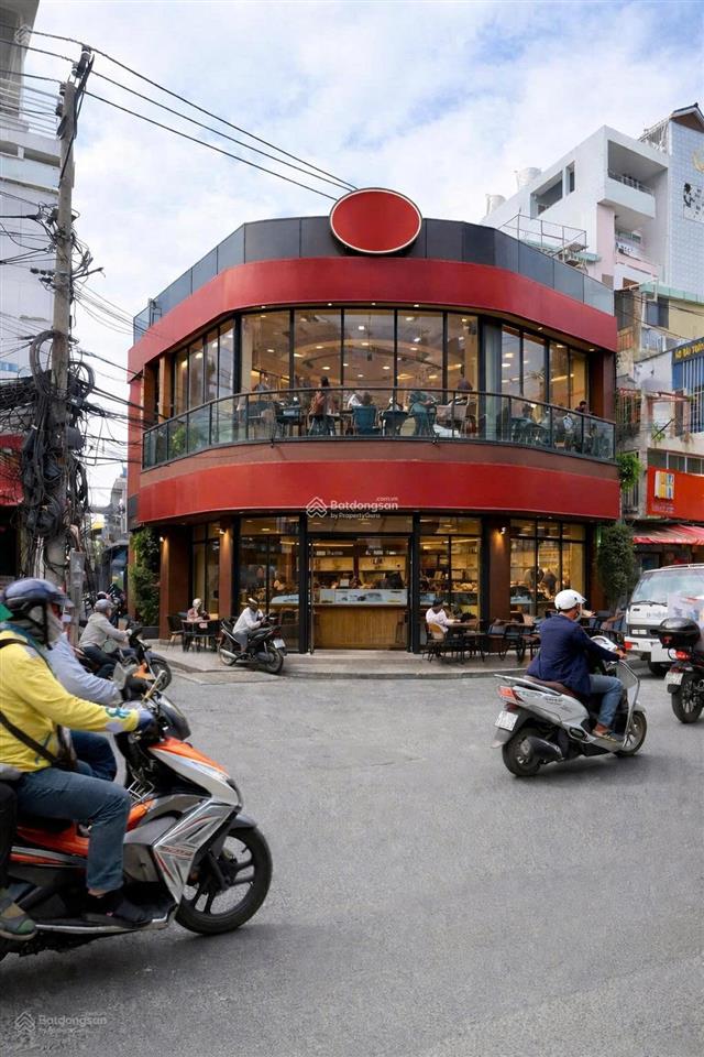 Cho thuê nhà góc 2 mặt tiền trần hưng đạo + nguyễn khắc nhu quận 1