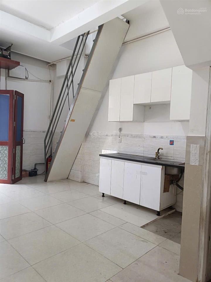 Chính chủ cho thuê căn c5, 1 trệt 1 lầu, 5 triệu/tháng