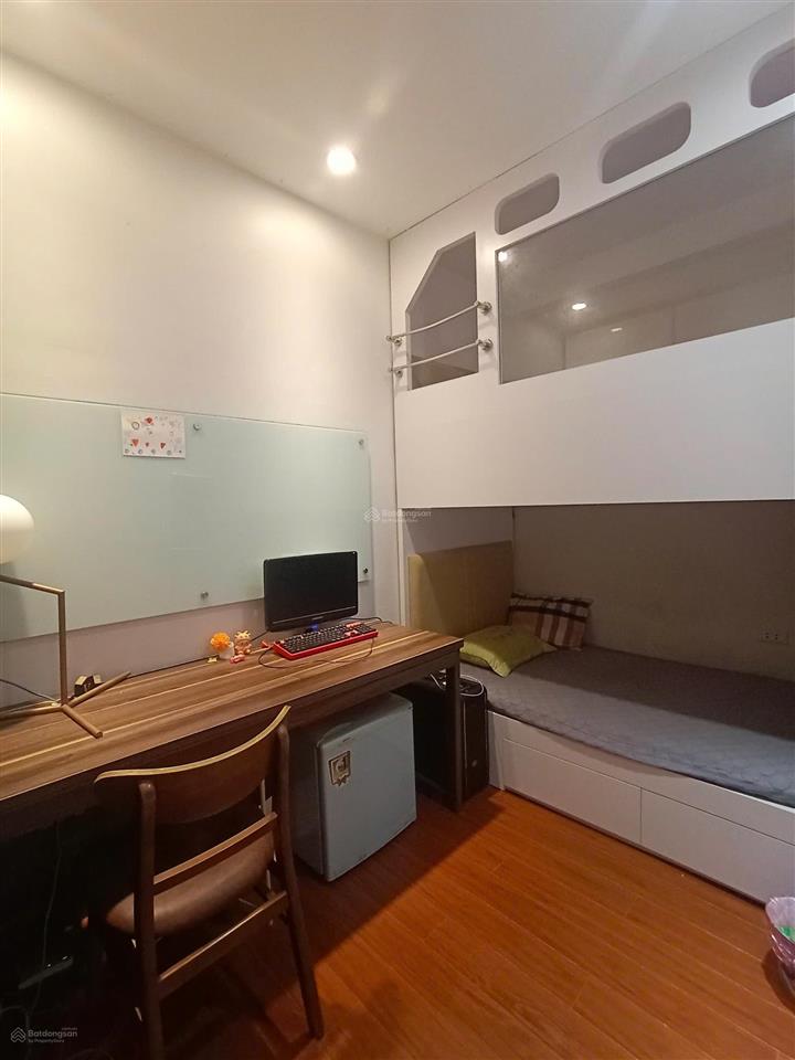 Chính chủ bán căn hộ 2pn chung cư flc star tower full đồ