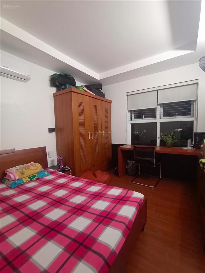 Chính chủ bán căn hộ 2pn chung cư flc star tower full đồ