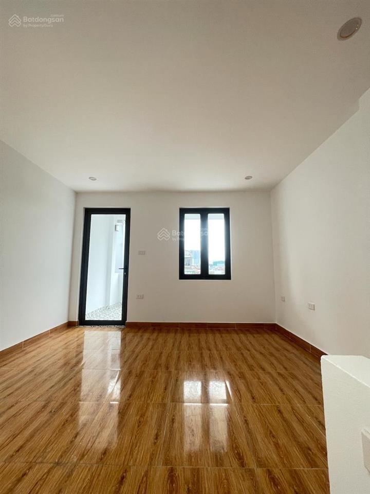 Chính chủ bán nhà trần đại nghĩa ngõ thông 30/34m nhà 5 tầng.fun nội thất.giá 9.05 tỷ.