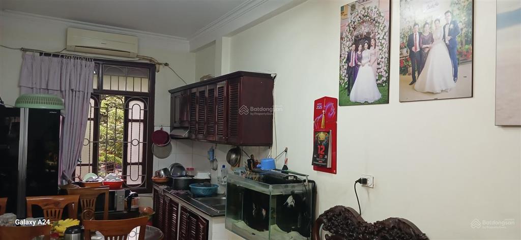 Bán nhà mặt phố 33 chùa quỳnh, 15,5 tỷ, 16m2, 5 tầng, 3pn, 3wc, đông nam