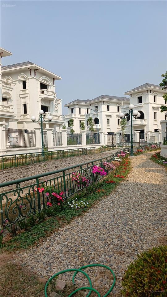 Bán căn ngoại giao tại biệt thự vườn cam, hoài đức, hà nội, 200m2, giá 30 tỷ